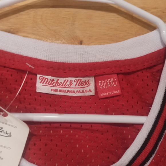 100% Authentic Michael Jordan Mitchell Ness 97 98 Sz XXL Bulls Jersey - Picture 6 of 12